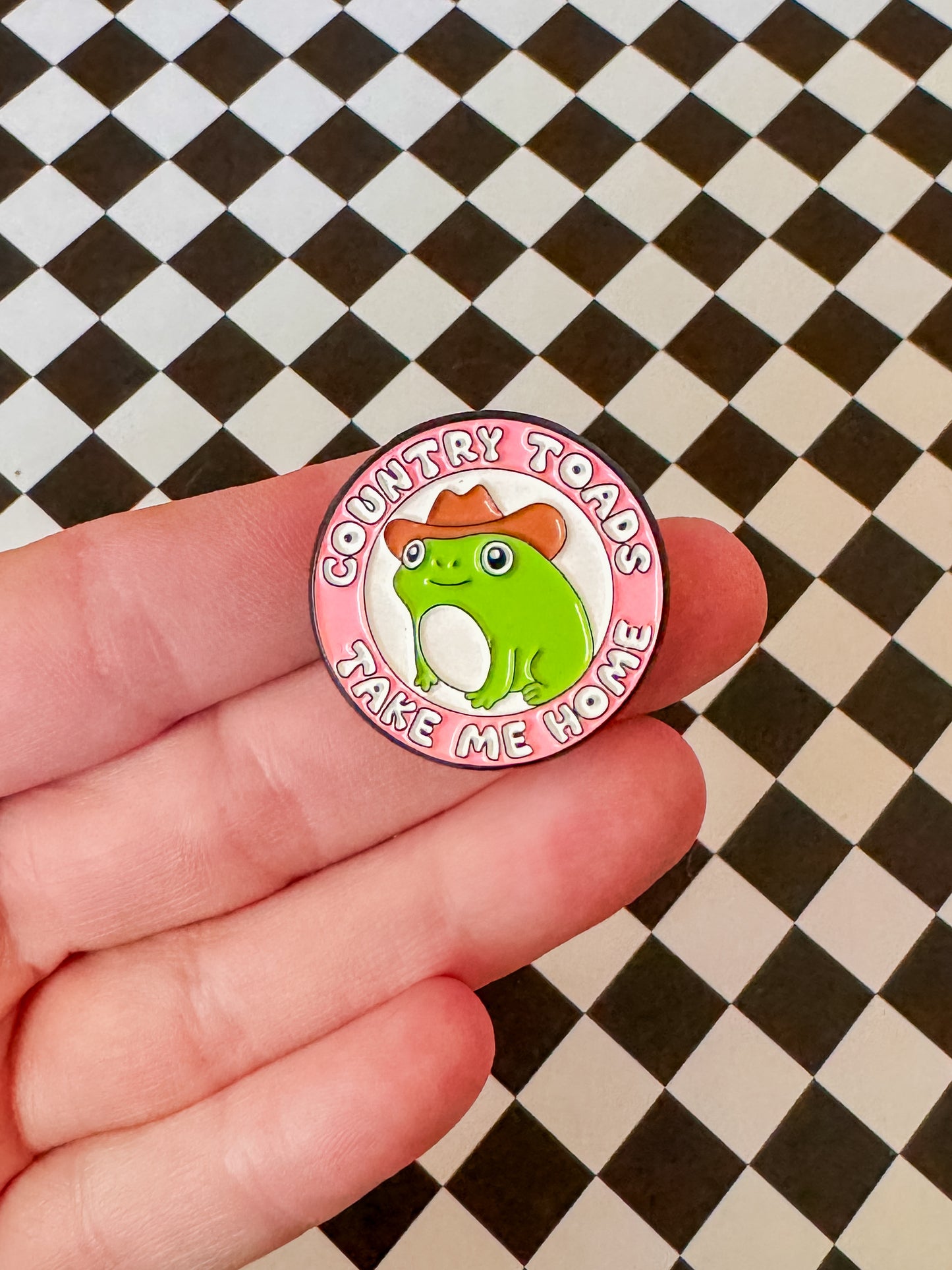 Country Toad | Enamel Pin