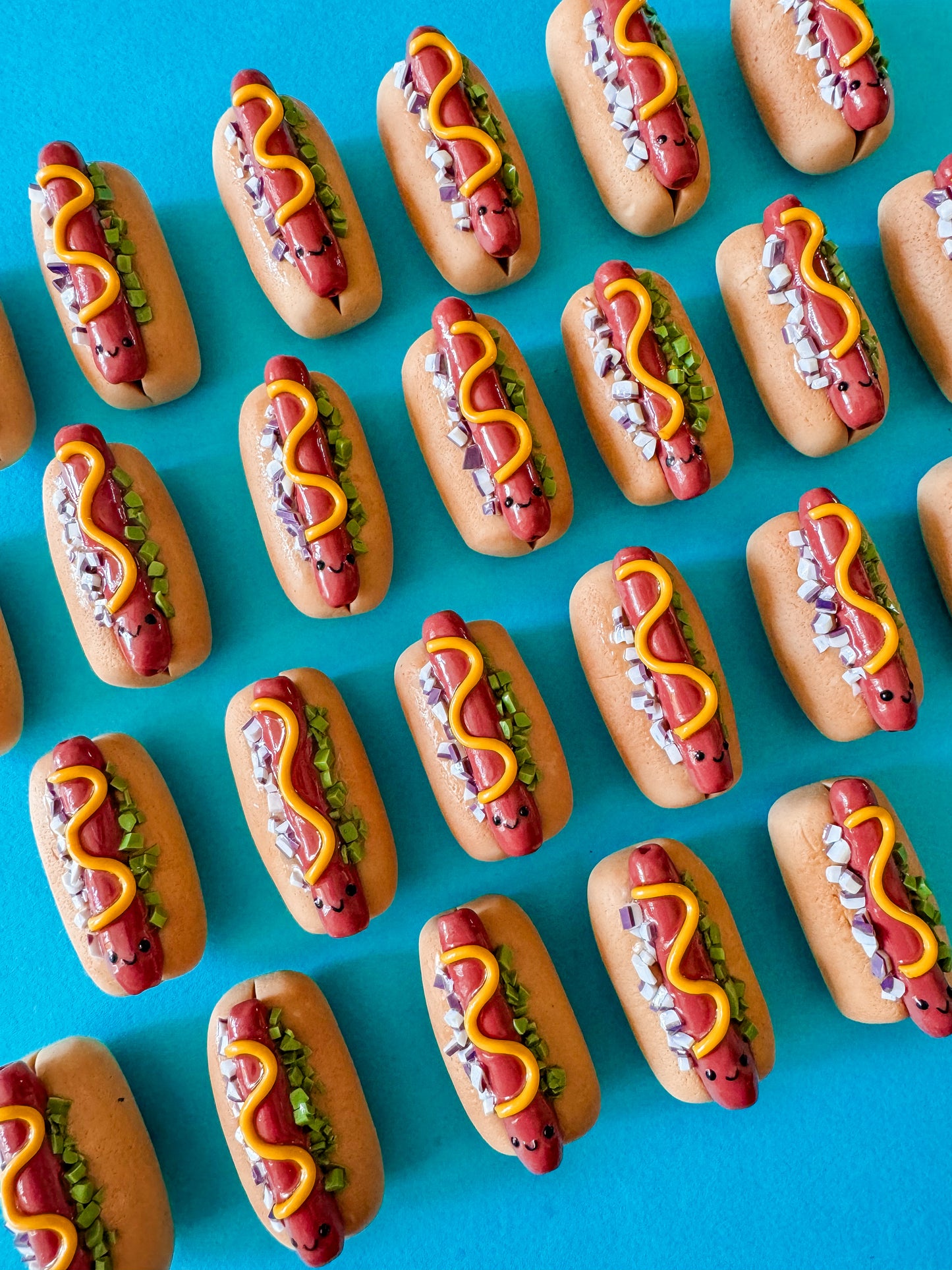 Harold | Hot Dog Magnet